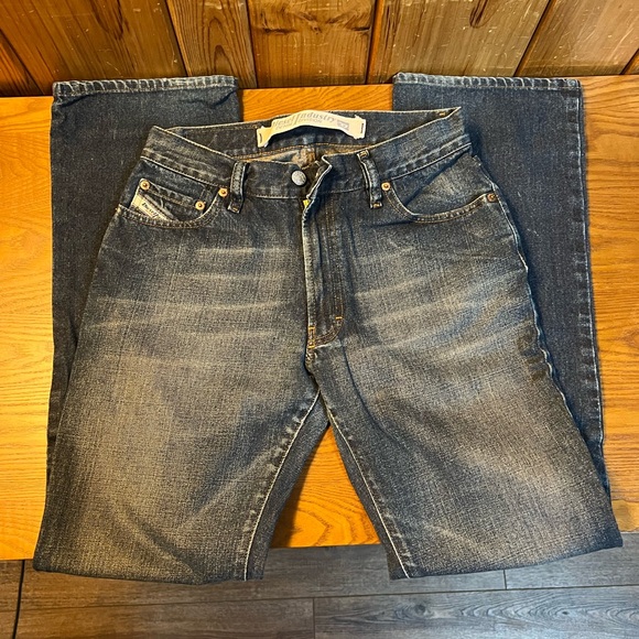Diesel jeans 30x31 euc - Picture 3 of 5